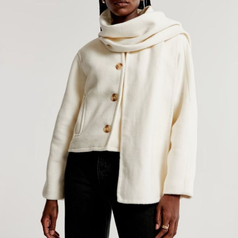 NWT | ABERCROMBIE Jacket with Scarf